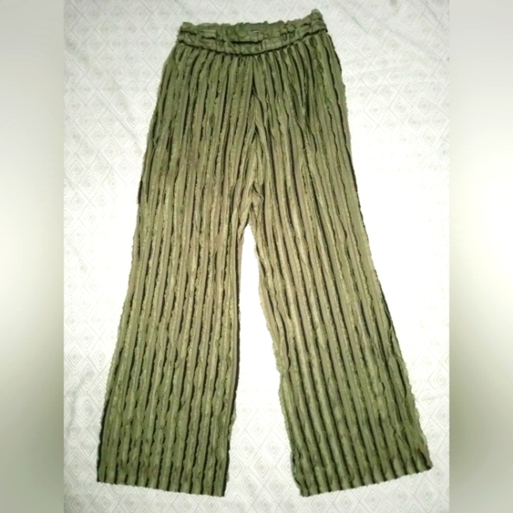 New Directions Olive Green Black Striped Ruffled Dress Pants Elastic Waist Small